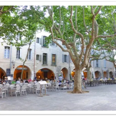 Charming Small House Close To Uzes Holiday home
